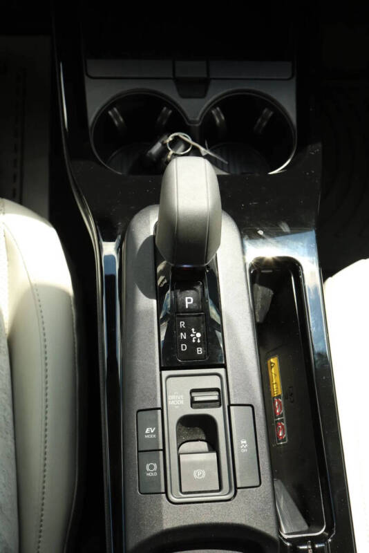 2024 Toyota Prius