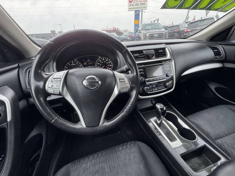 2018 Nissan Altima 2.5 SV