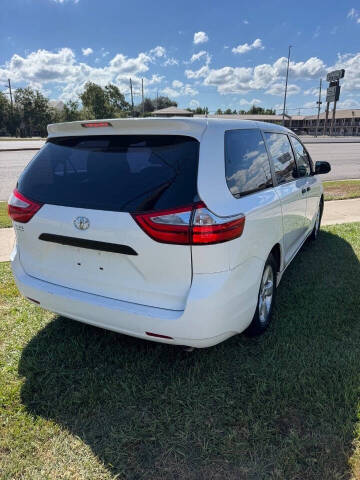 2015 Toyota Sienna L 7-Passenger