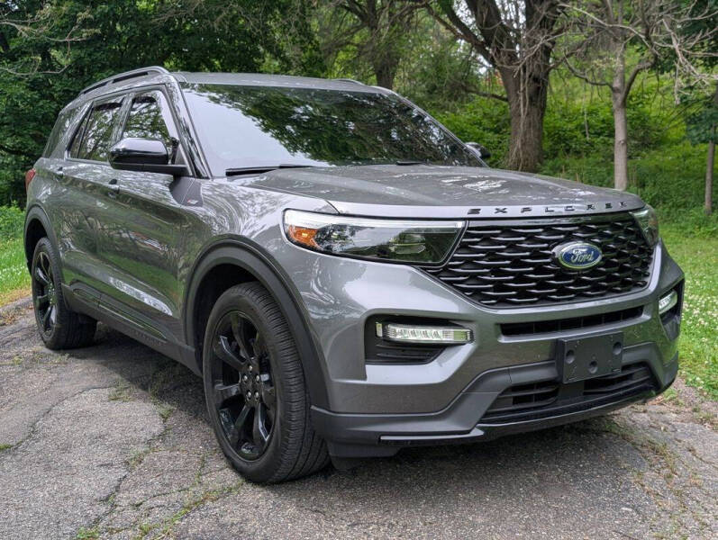 2024 Ford Explorer ST-Line