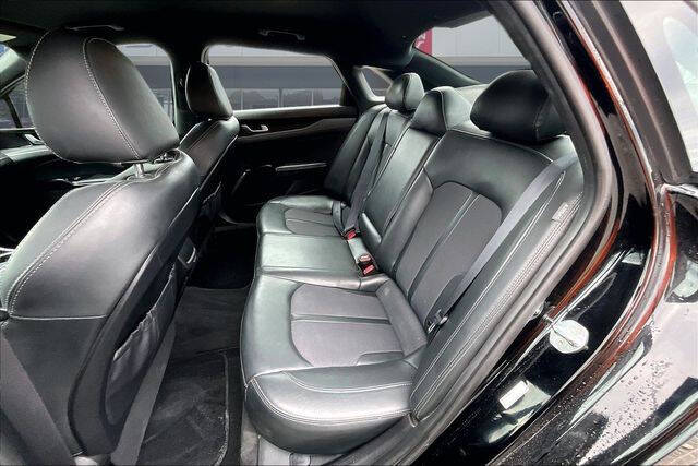 2022 Kia K5