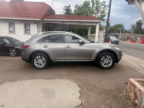 2010 Infiniti FX35