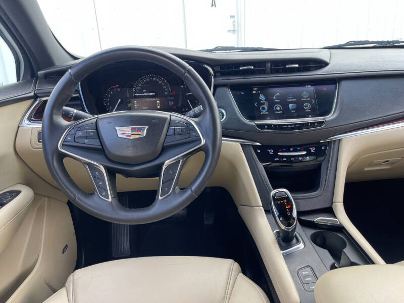 2018 Cadillac XT5 Luxury