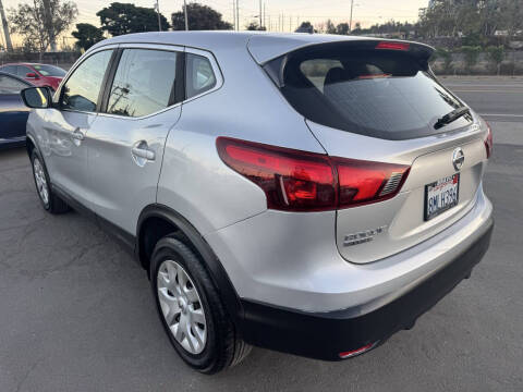 2019 Nissan Rogue Sport S