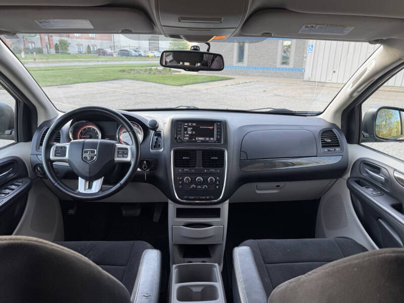 2013 Dodge Grand Caravan SE