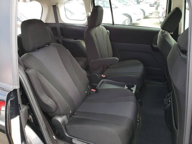 2015 Mazda MAZDA5 Sport