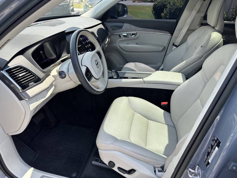 2023 Volvo XC90 B6 Plus Bright Theme 6P