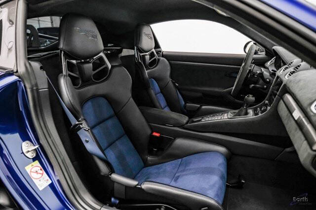 2025 Porsche 718 Cayman GT4 RS