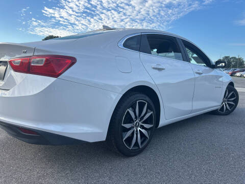 2017 Chevrolet Malibu LT
