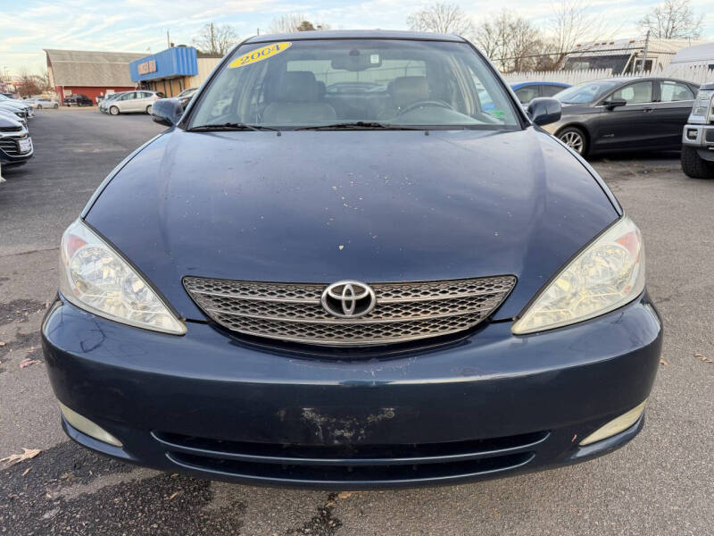2004 Toyota Camry XLE