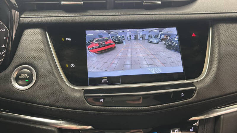 2022 Cadillac XT5 Premium Luxury