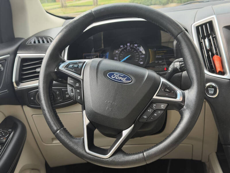 2019 Ford Edge Titanium