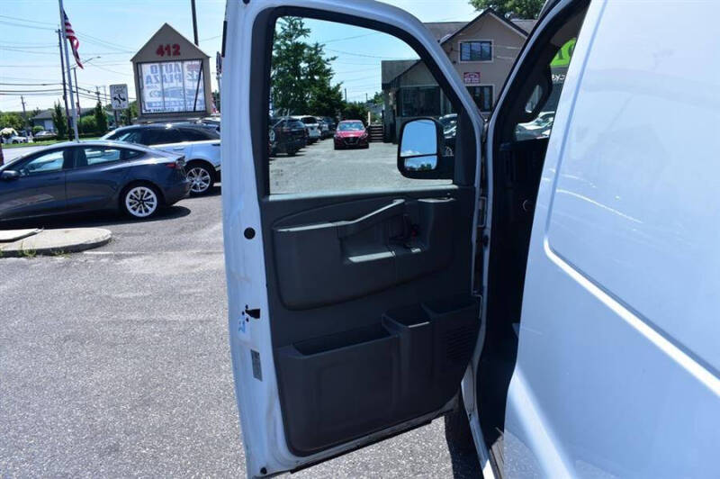 2018 Chevrolet Express 2500