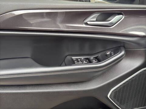 2022 Jeep Grand Cherokee L Altitude