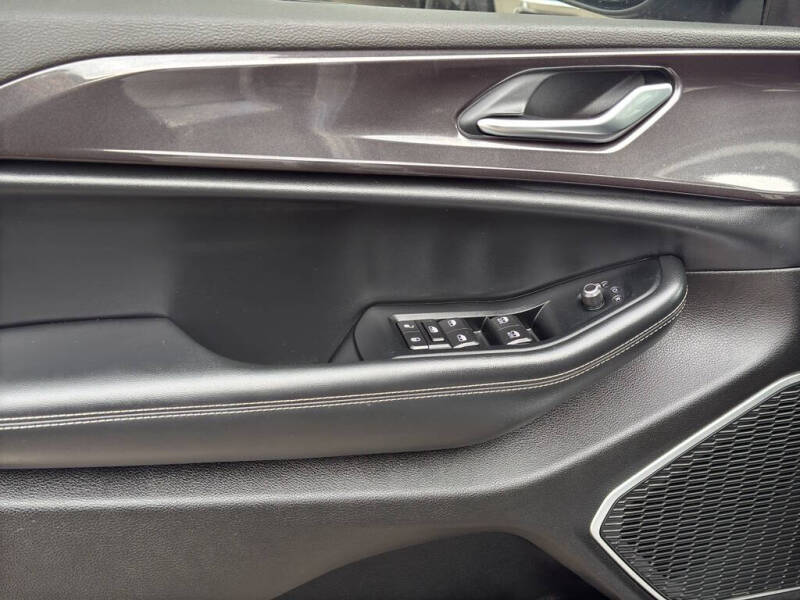 2022 Jeep Grand Cherokee L Altitude