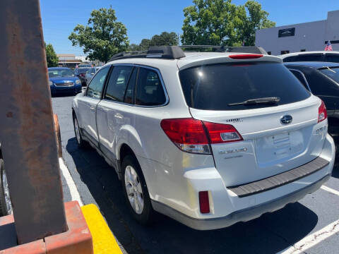 2011 Subaru Outback 2.5i Premium