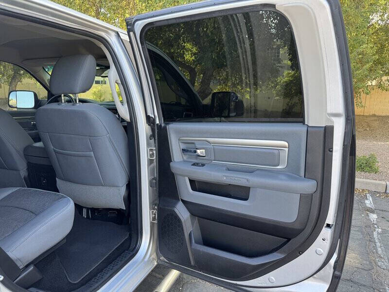 2014 RAM 1500 SLT