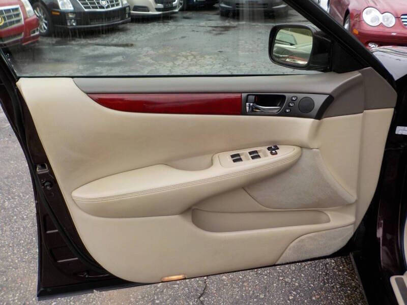 2004 Lexus ES 330