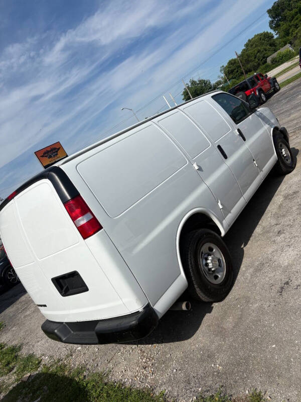 2020 Chevrolet Express 2500