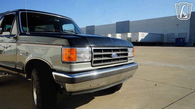 1990 Ford Bronco XLT