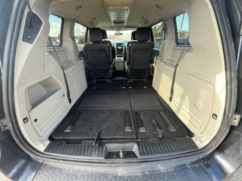 2014 Chrysler Town and Country Touring