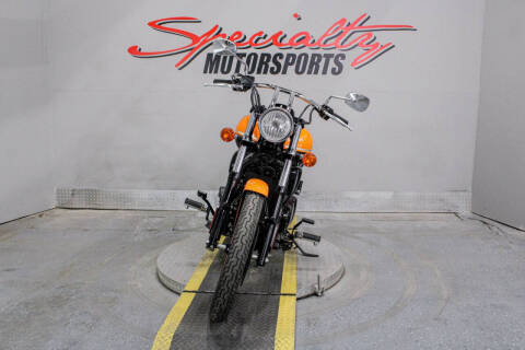 2021 Kawasaki Vulcan 900 Custom