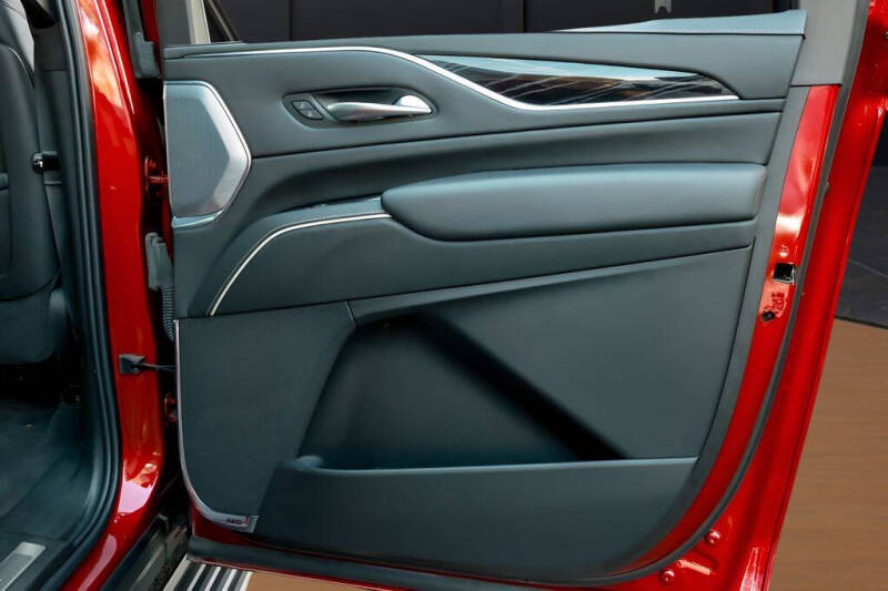 2023 Cadillac Escalade-V ESV