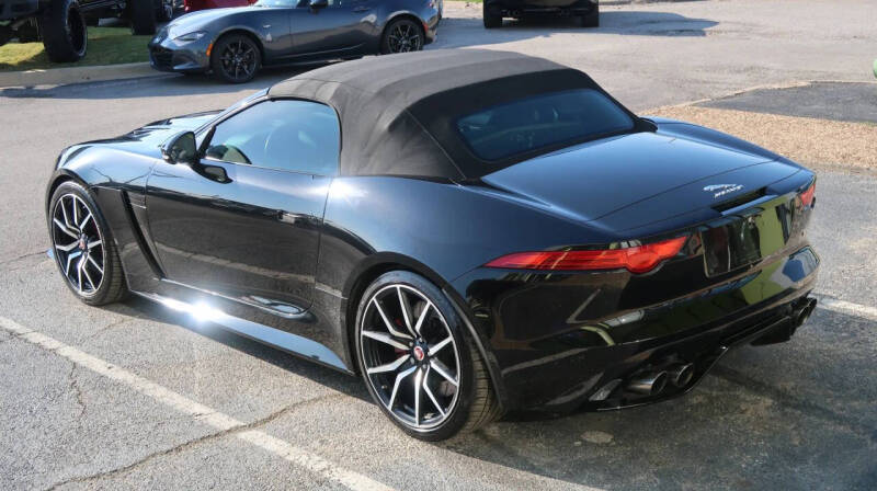 2016 Jaguar F-TYPE R