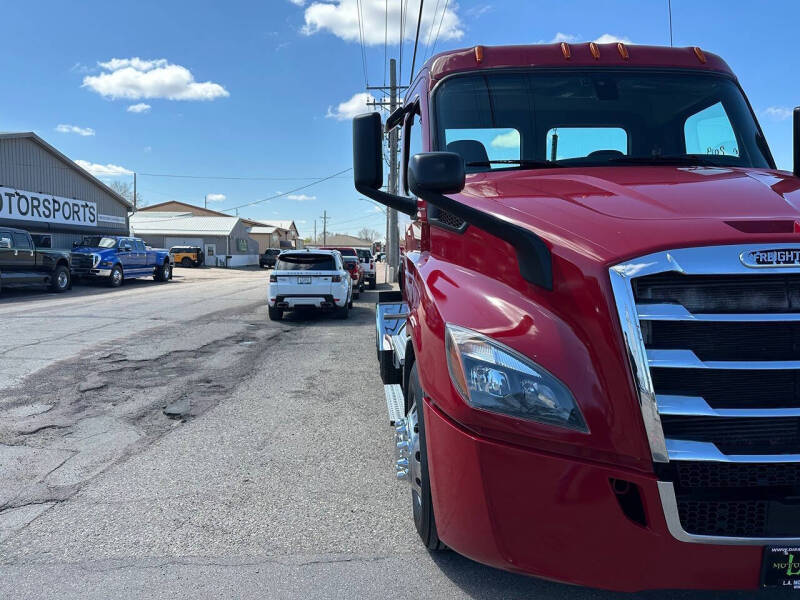 2019 Freightliner Cascadia