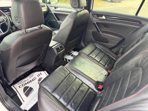 2015 Volkswagen Golf GTI SE