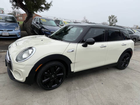 2016 MINI Clubman Cooper S