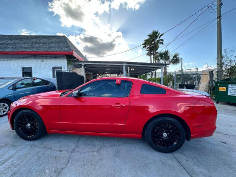 2014 Ford Mustang V6