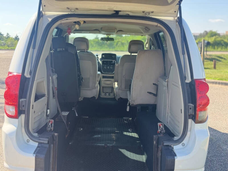 2016 Dodge Grand Caravan American Value Package