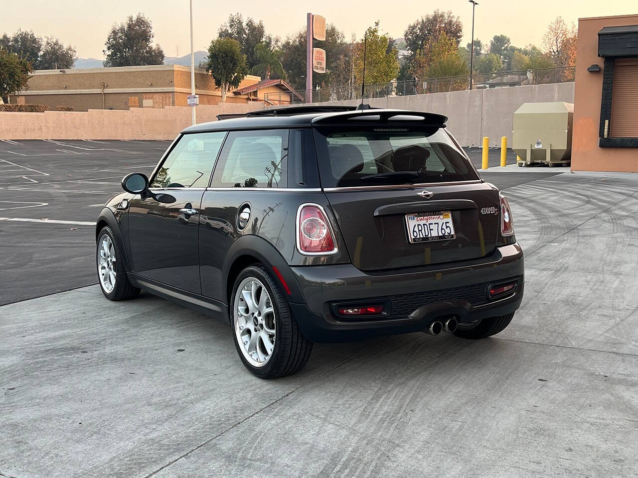 2011 MINI Cooper for sale at R&G Auto Sales in Tujunga, CA