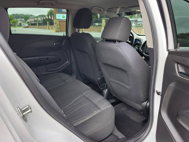 2016 Chevrolet Sonic LT Auto