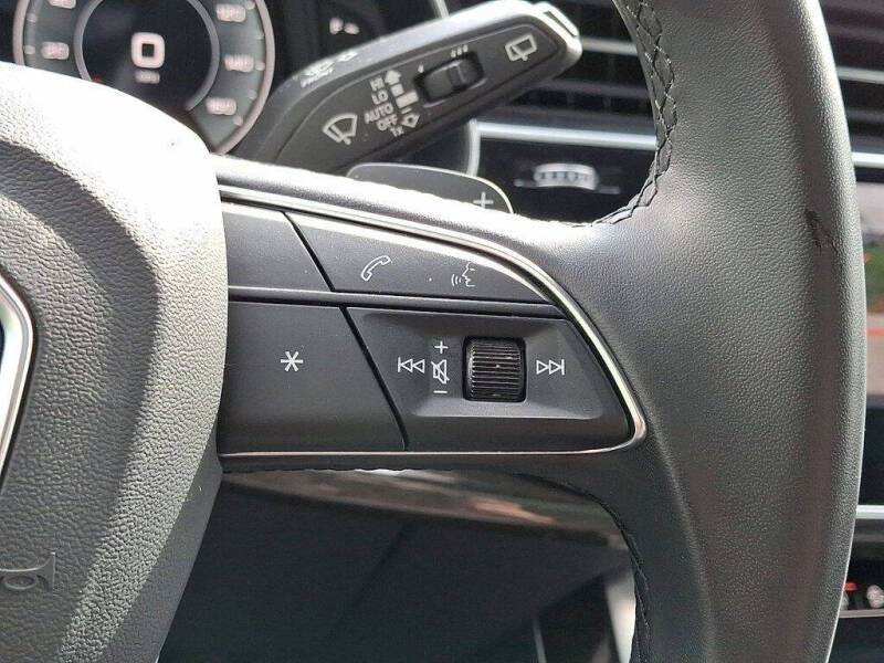 2022 Audi Q7 quattro Premium 55 TFSI