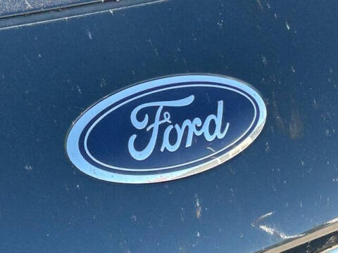 2022 Ford Escape Hybrid Titanium