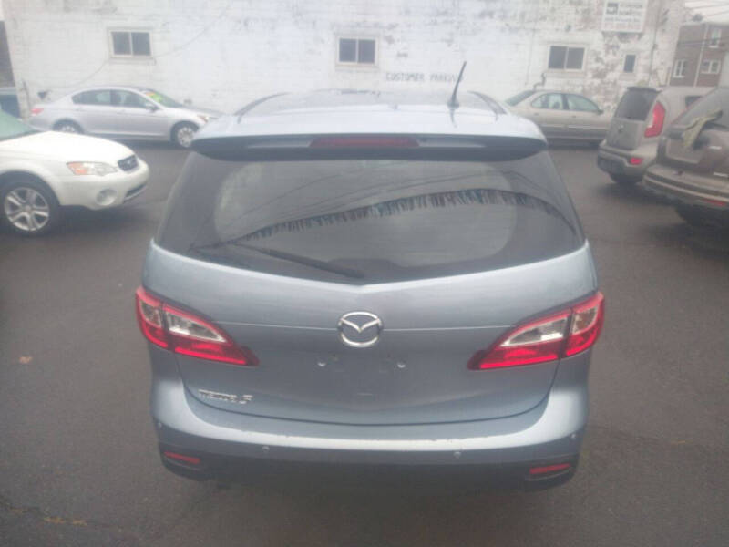 2013 Mazda MAZDA5 Touring