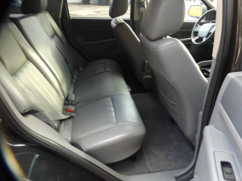 2005 Jeep Grand Cherokee Laredo