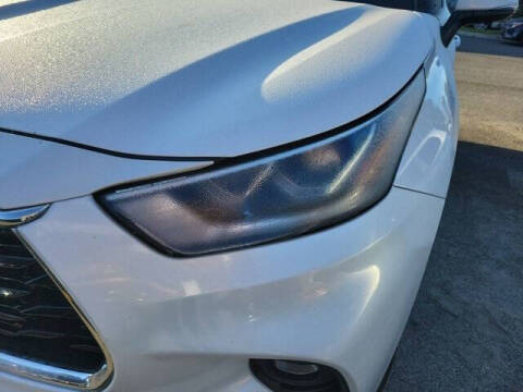 2024 Toyota Highlander Platinum