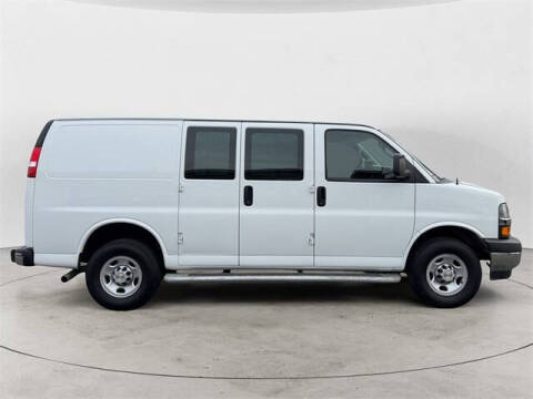 2024 Chevrolet Express 2500