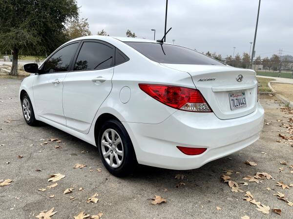 2013 Hyundai Accent GLS
