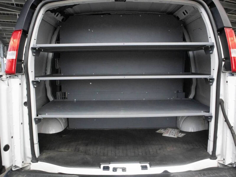 2021 Chevrolet Express 2500