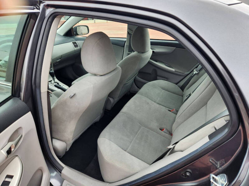 2013 Toyota Corolla LE