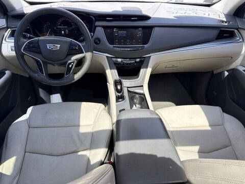 2018 Cadillac XT5 Luxury