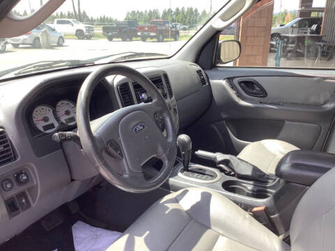 2005 Ford Escape XLT