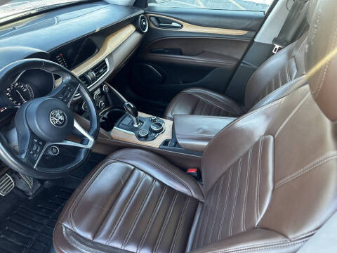 2019 Alfa Romeo Stelvio Ti Lusso