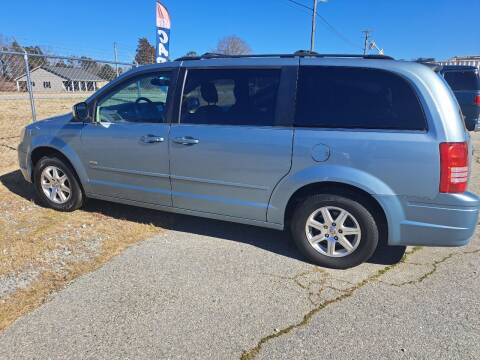 2008 Chrysler Town and Country for sale at Jack Hedrick Auto Sales Inc in Colfax NC