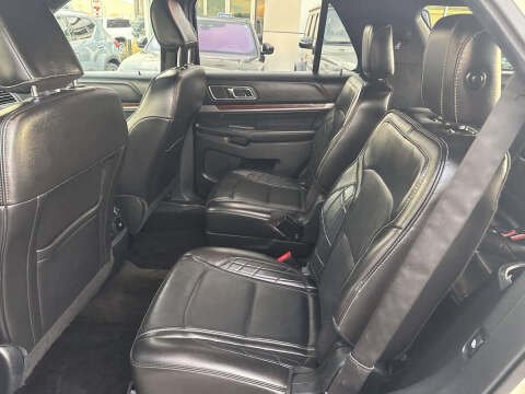 2018 Ford Explorer Platinum