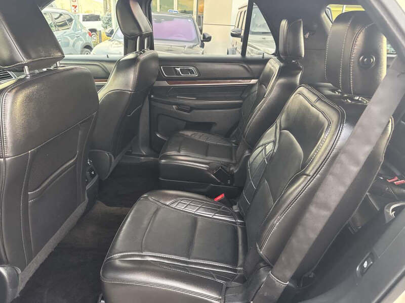 2018 Ford Explorer Platinum